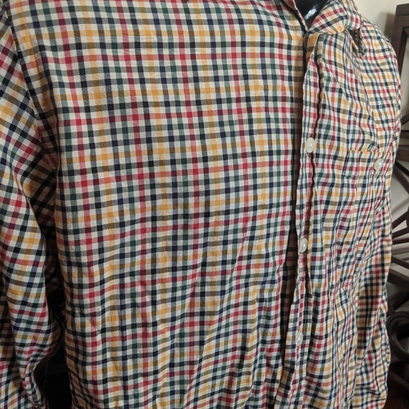 Orvis multicolor super soft buttondown shirt - Picture 3 of 6